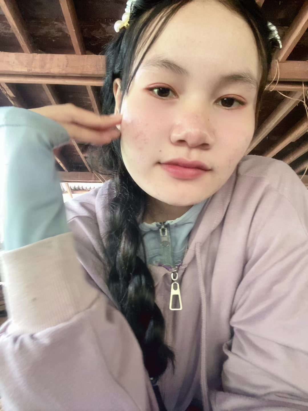 @บู บี่😝😘