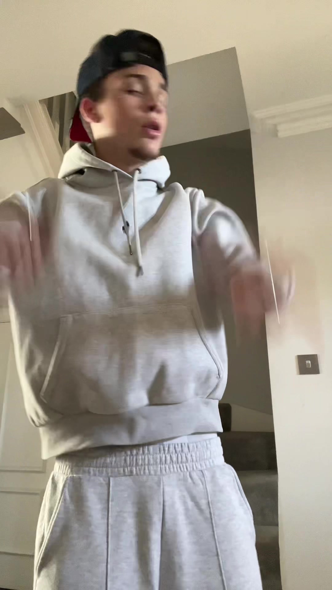 @4milli