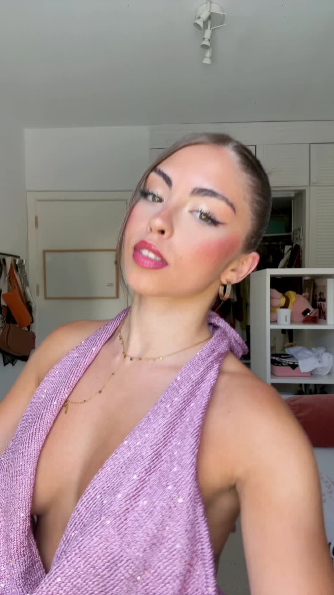 @Ana🪩🍒