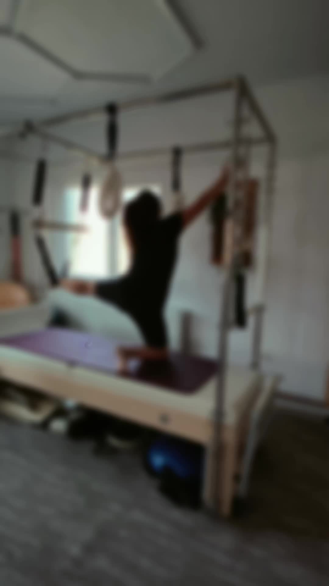 @bodylinestudio_laurapop