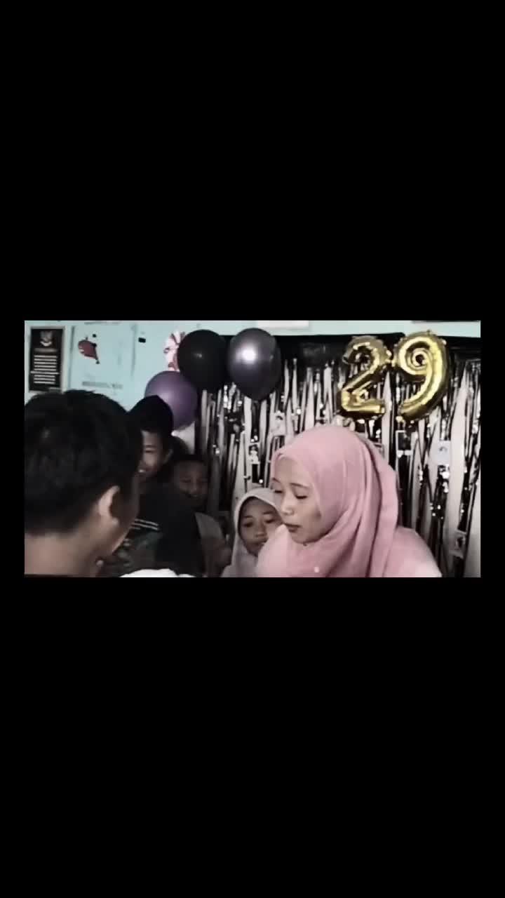 @ladyvia