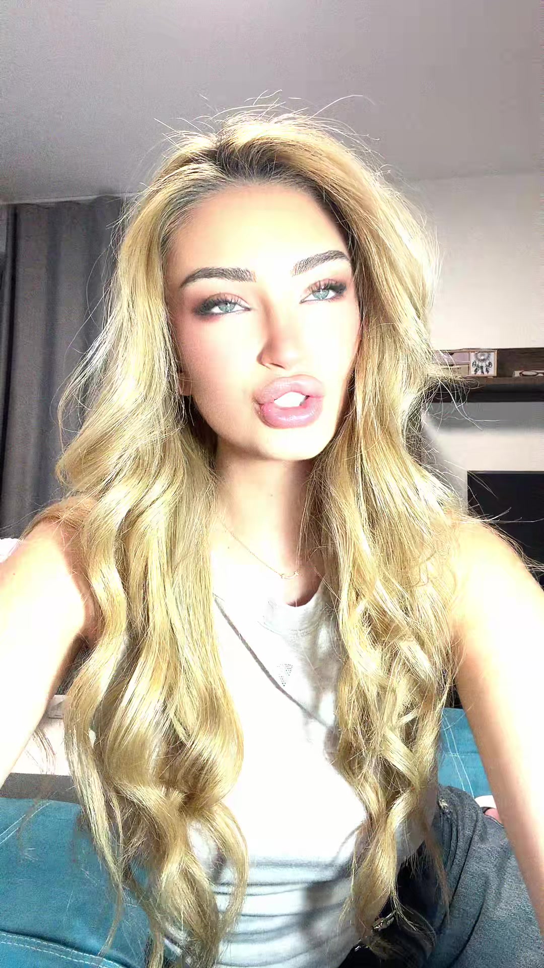 @Zlatinna Velychkova