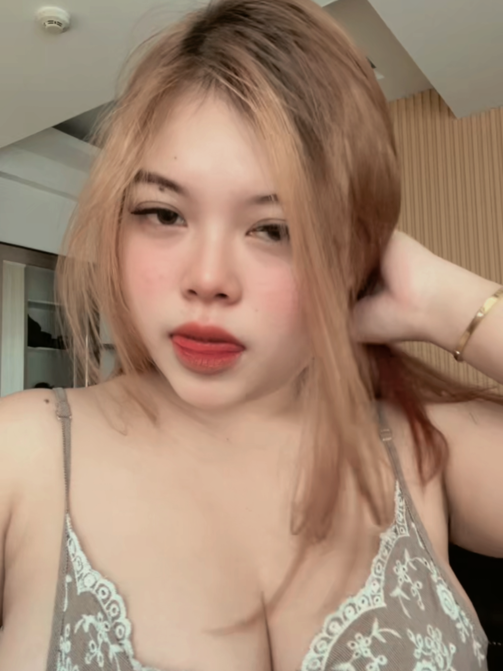 @reski. 051