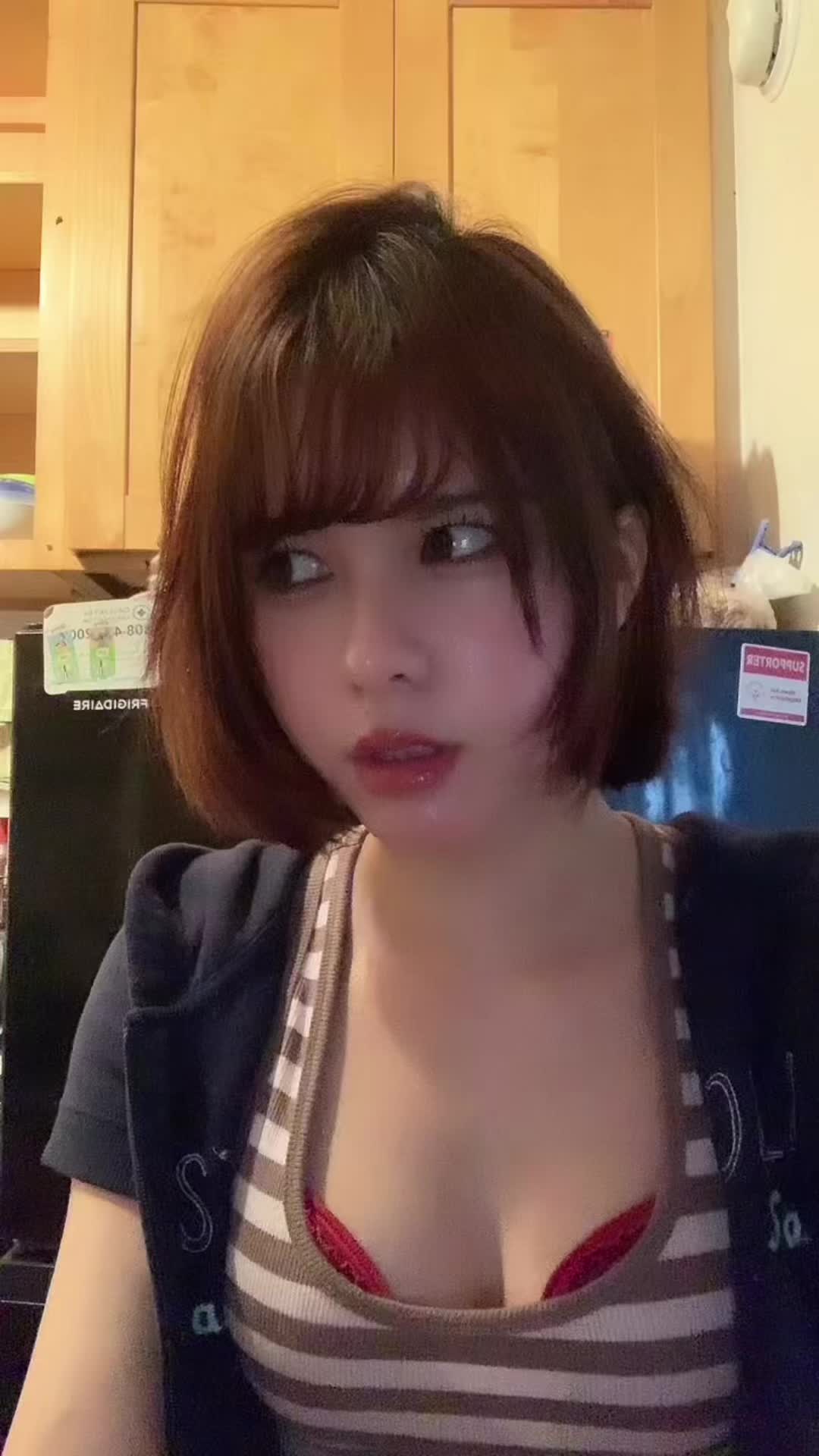 @Pootypootytangtang