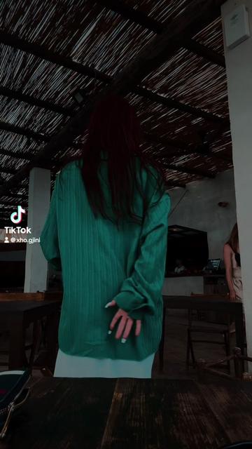 @Xho93
