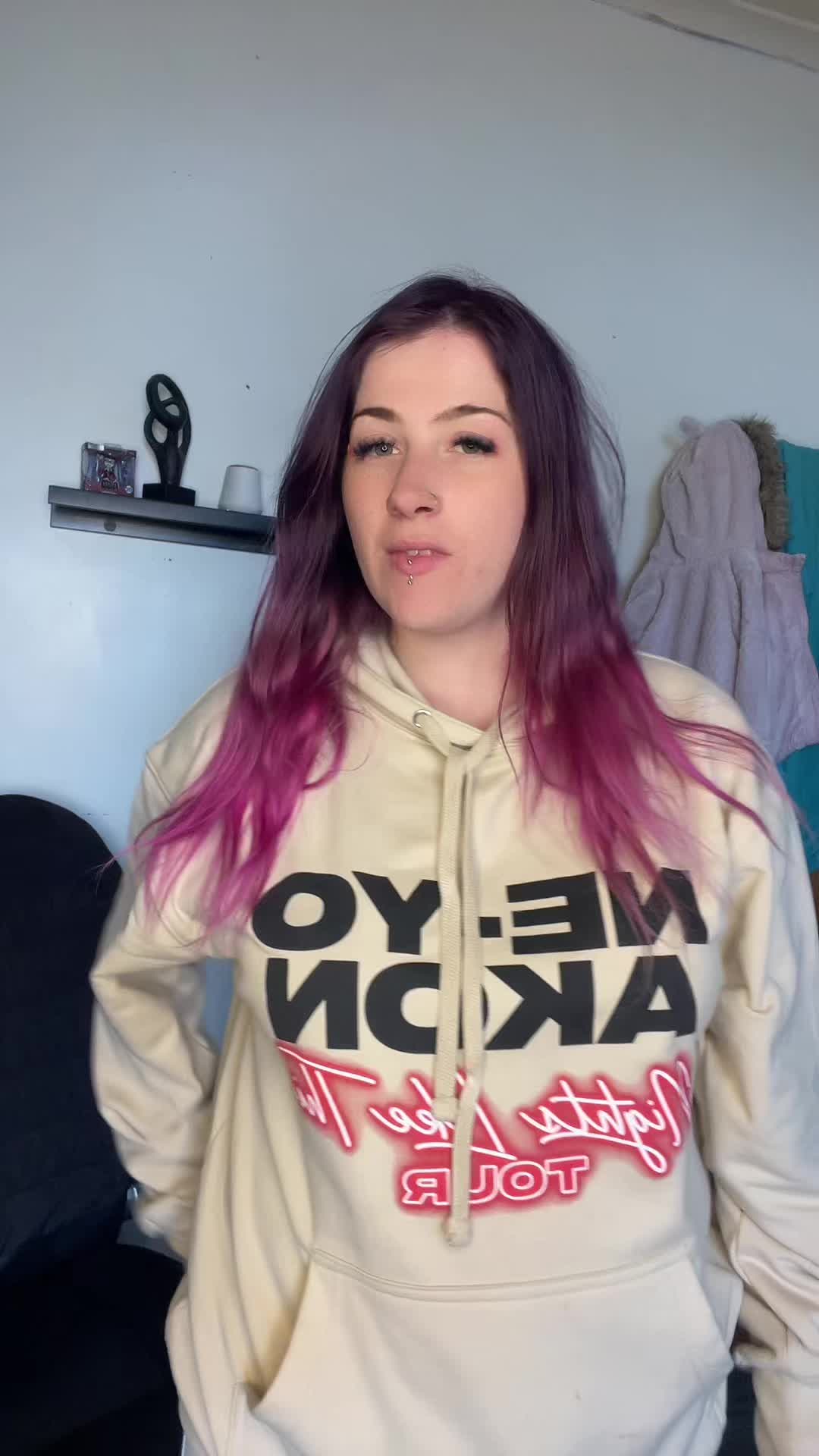 @sillysoph_xo