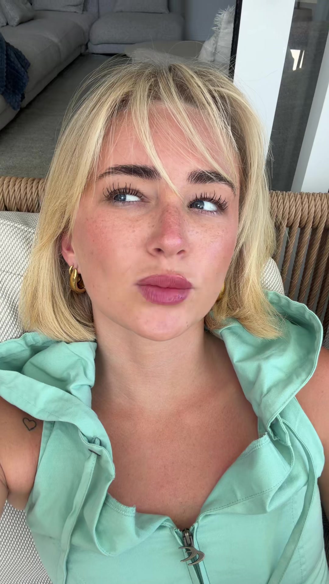 @strawbigaill