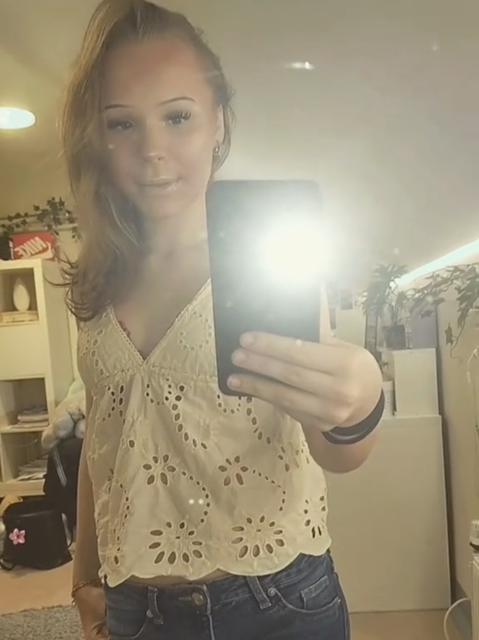 @𝓗.𝓶𝒶𝒶𝓇𝓲𝒶𝒶𝒶 💋