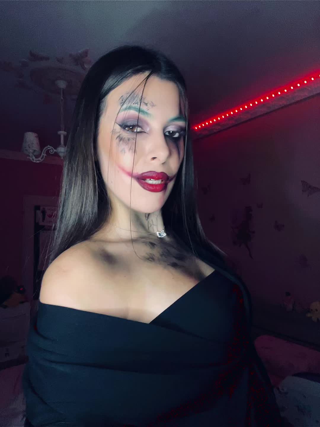 @𝒱𝔞𝔫𝔦𝔫𝔠𝔥𝔢𝔱𝔬🩷