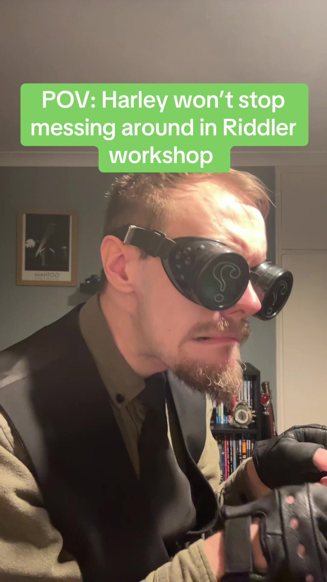 @MrMoth