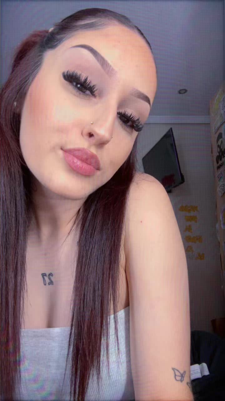 @👑