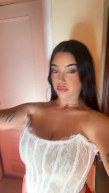 @neeereeeaaa_2003