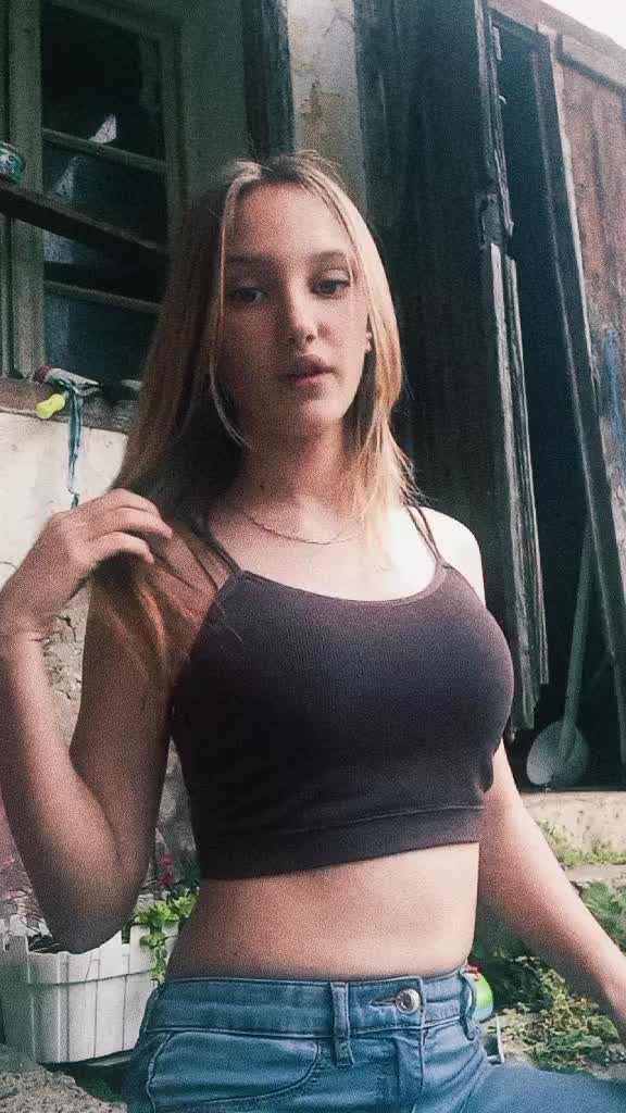 @Helga Csór