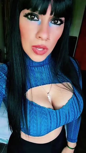 @Daniela Burgos