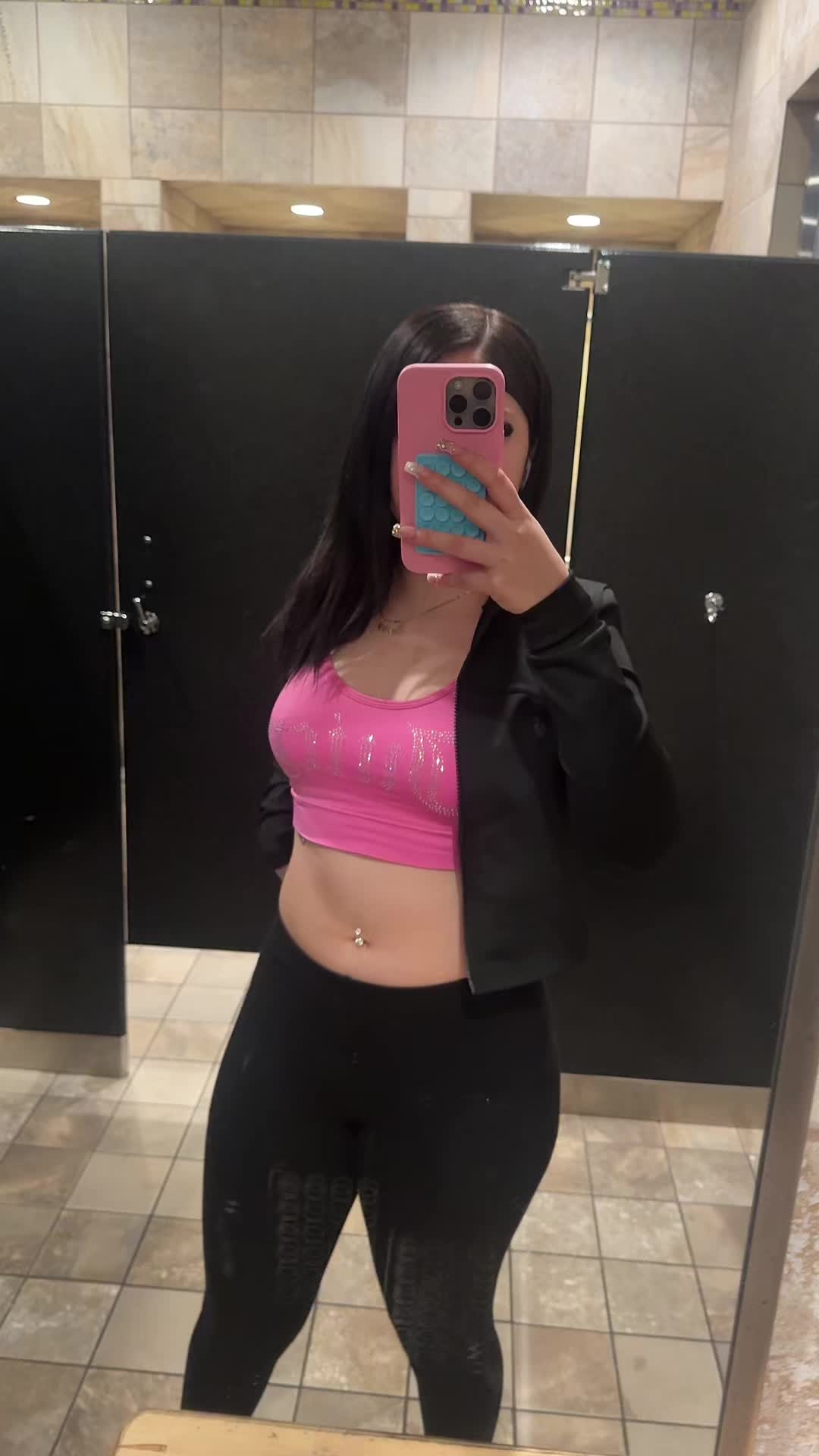 @xojanely♡