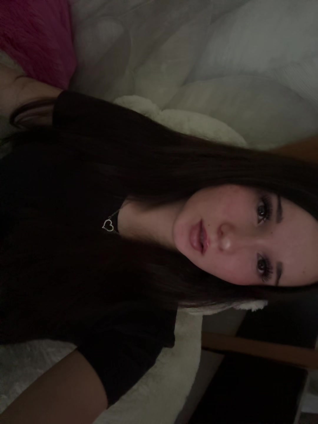 @Тгк:Valechka🎀