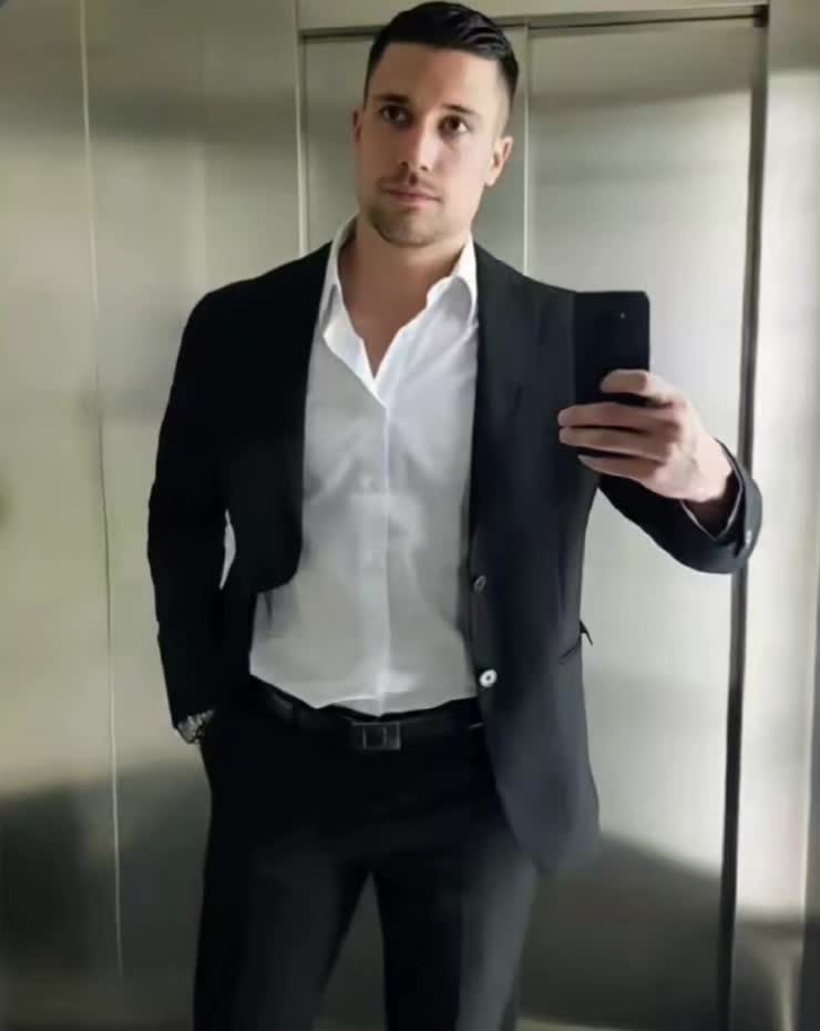 @DR. VASILIJE VUJOVIC