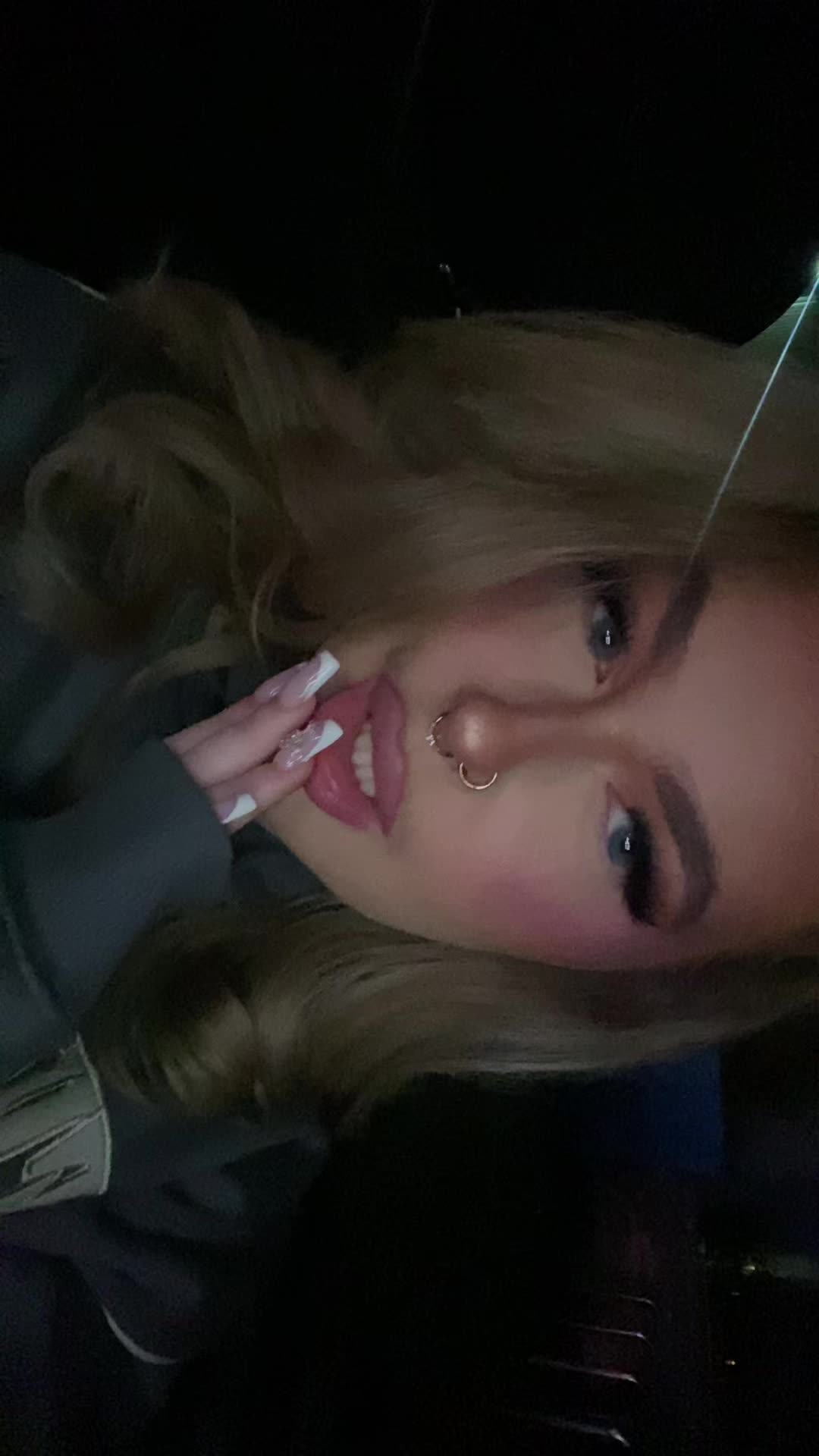@elle