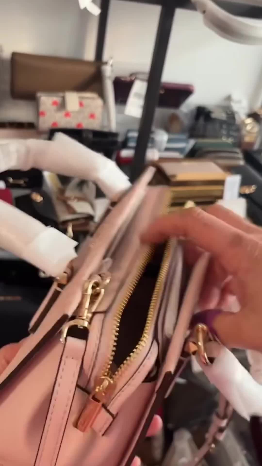 @ElmetShop