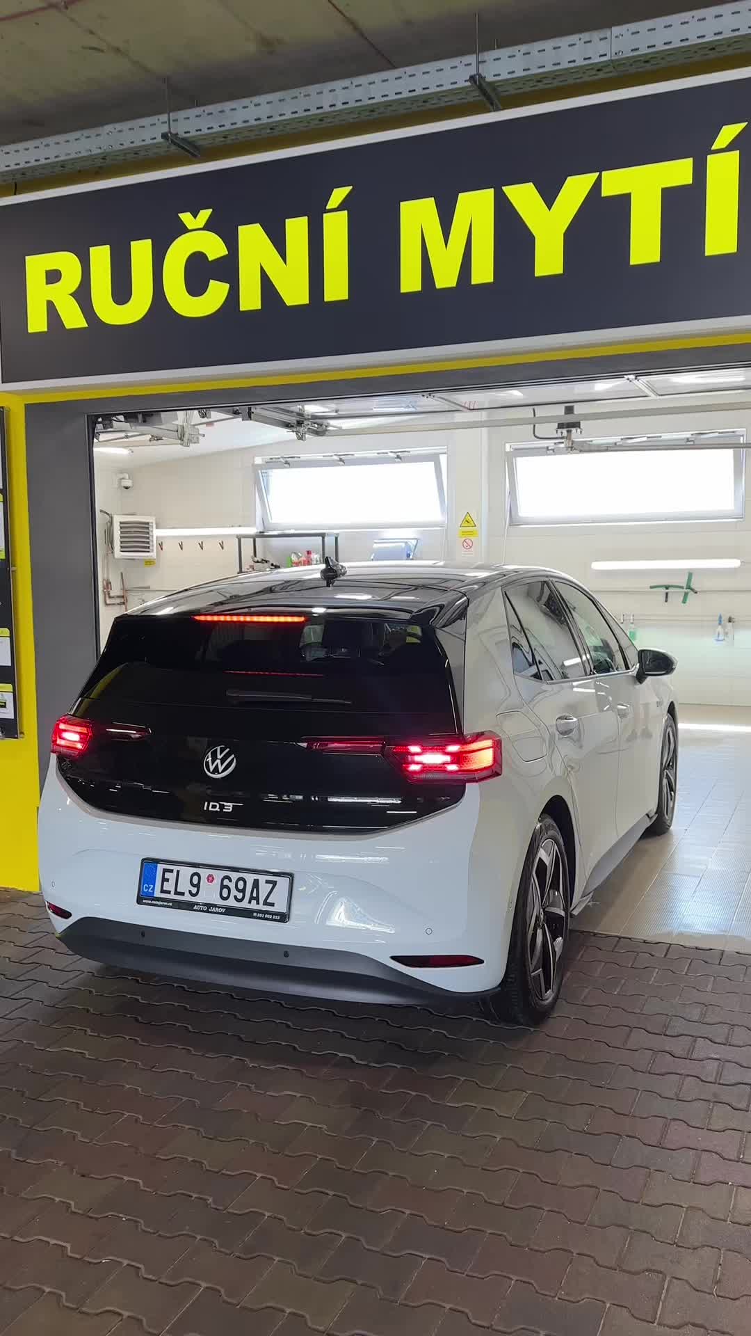 @HAND CAR WASH 100%