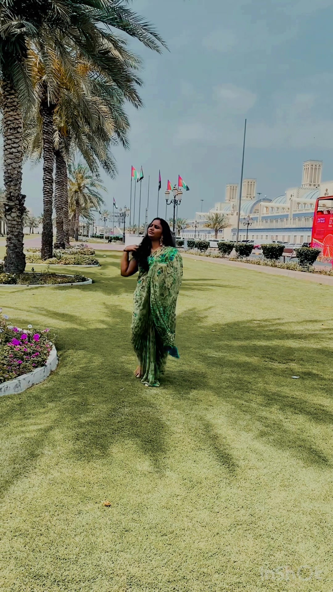 @AMMU 🦋