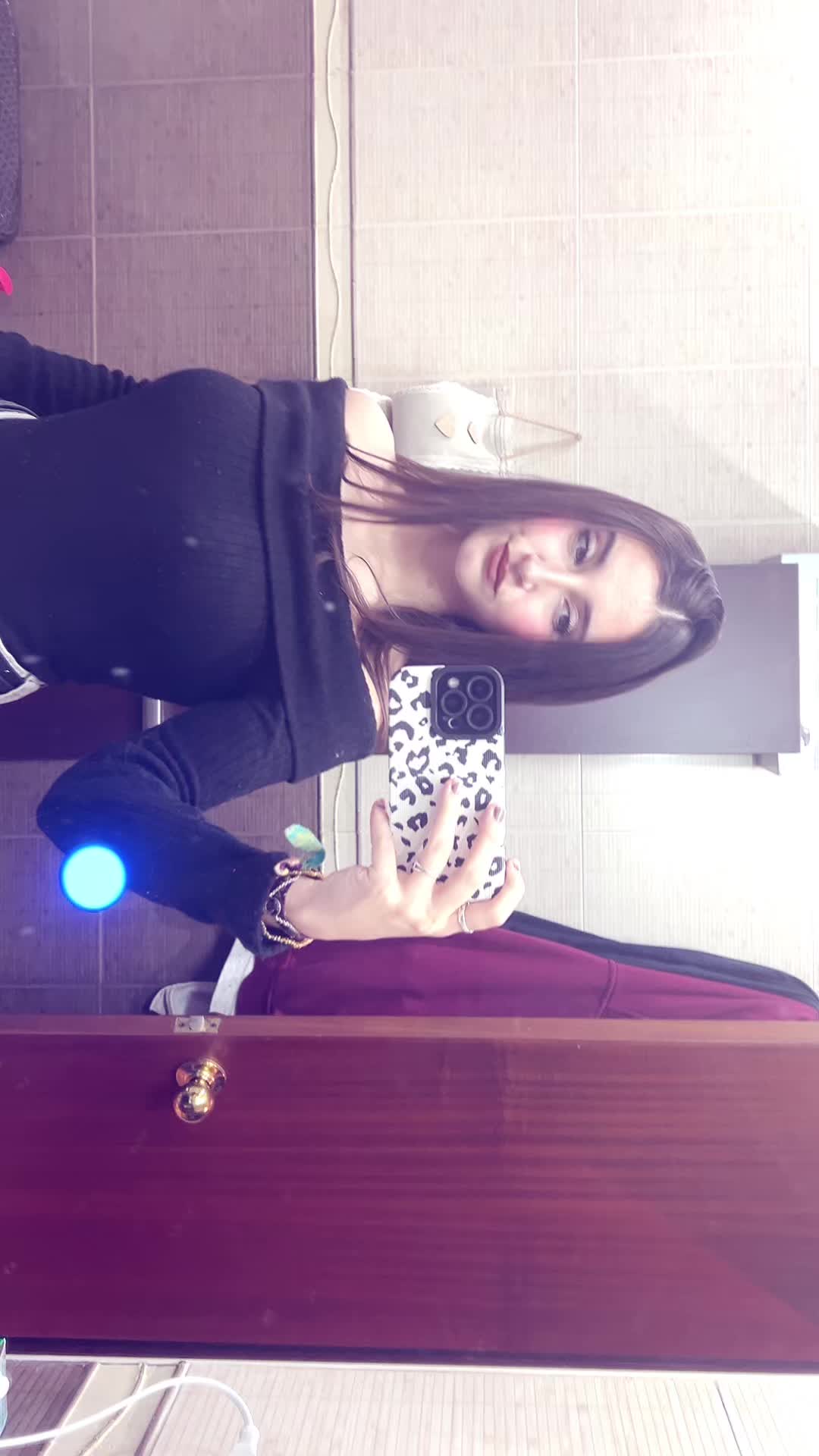 @Laura Tubio 🍒