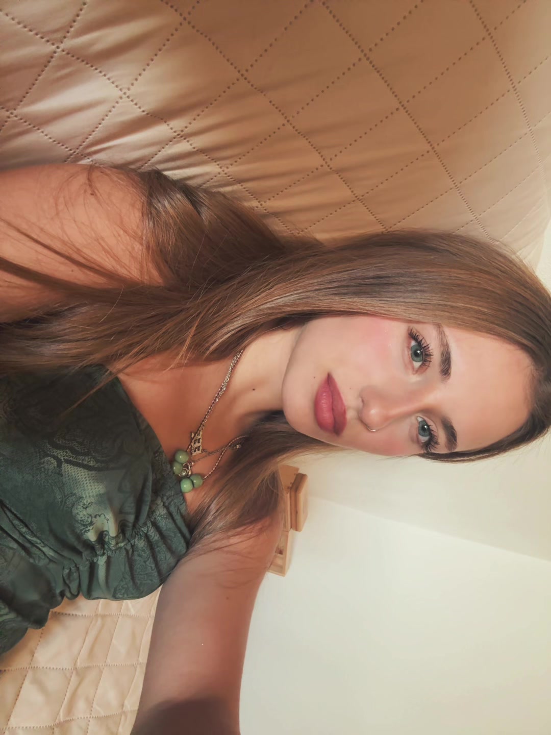 @anna