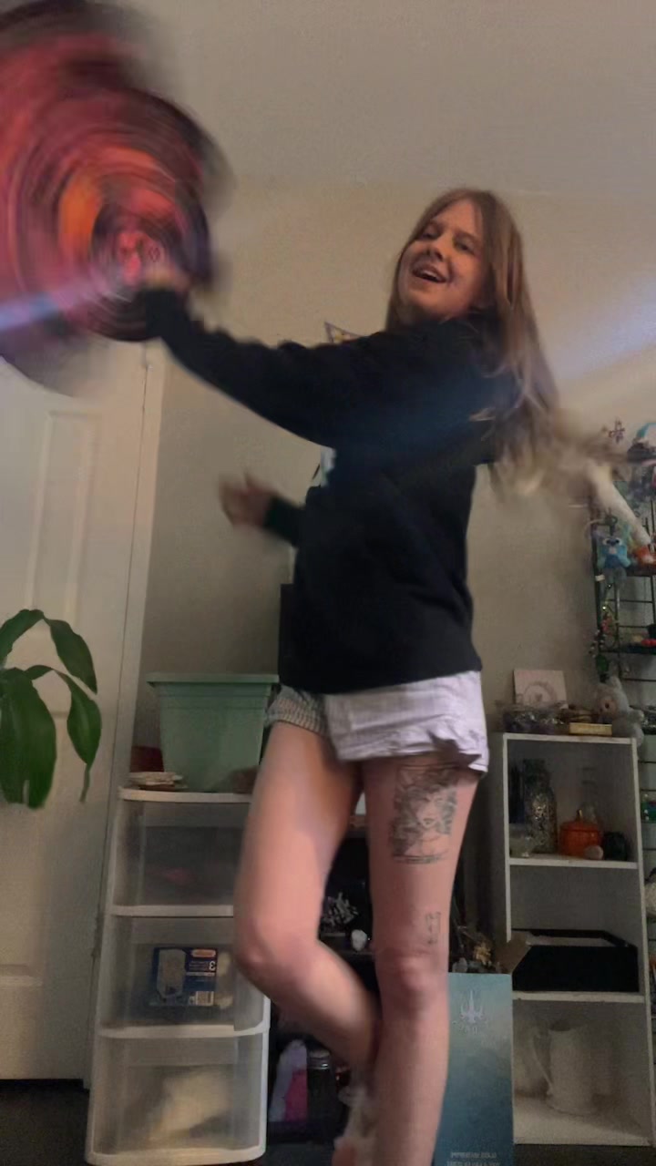 @Shmokey<3