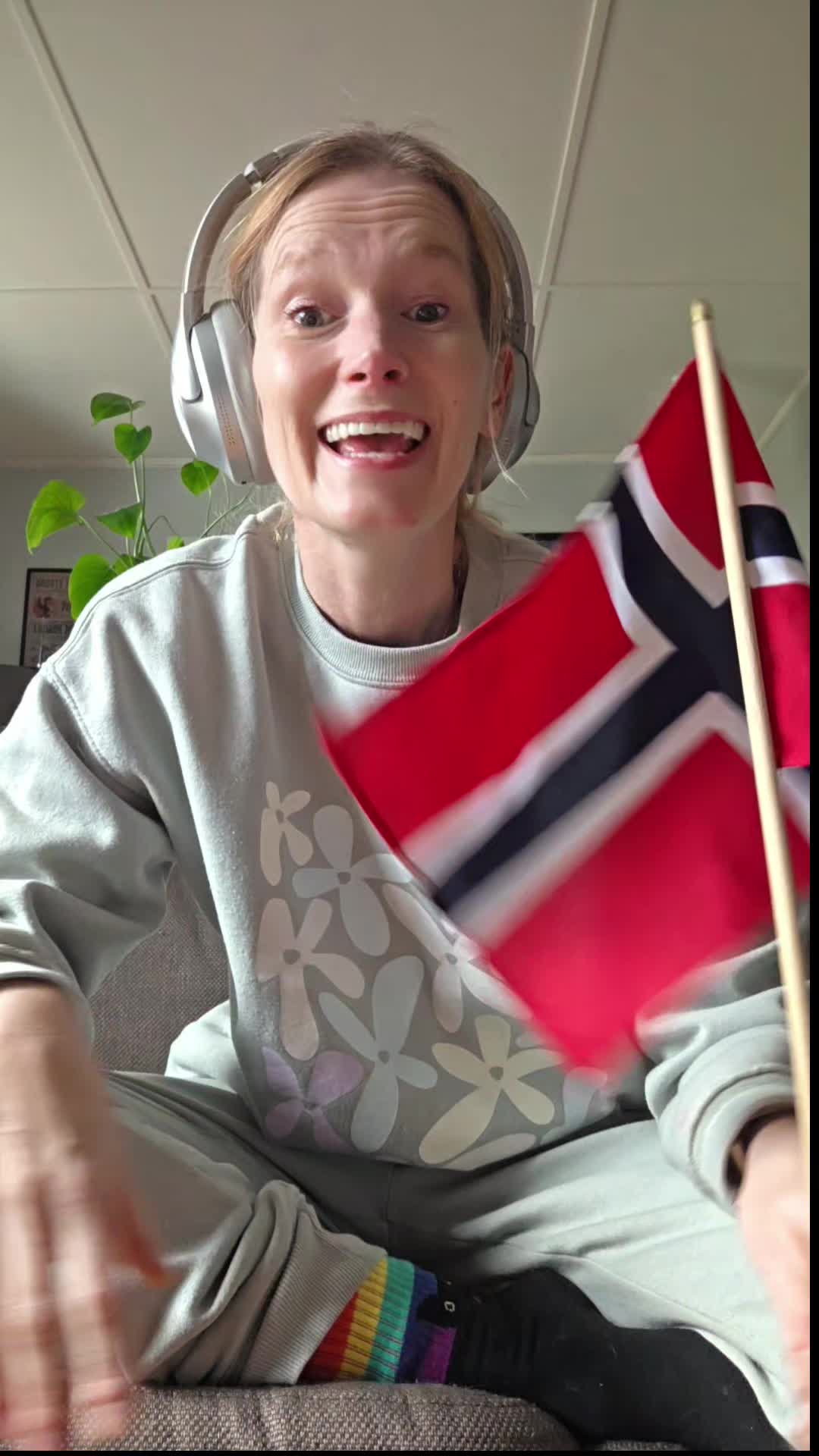 @🇳🇴 Louise 🩷💜💙