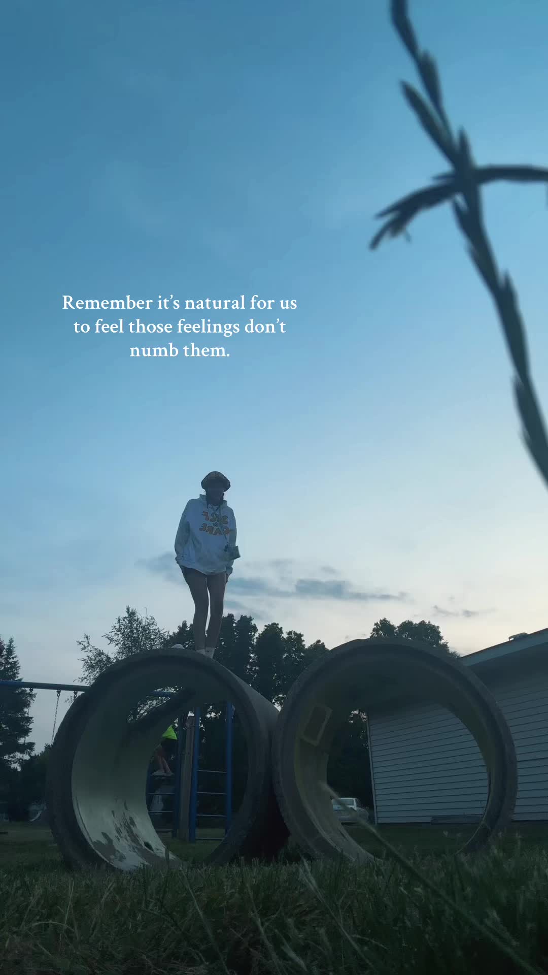 @☺️