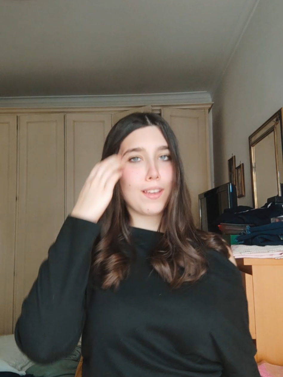 @_Sofia_