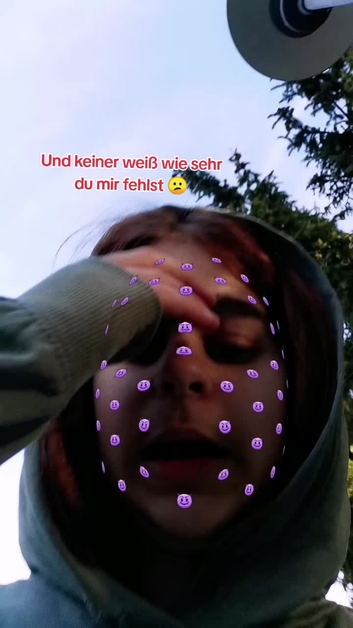 @Leonie17