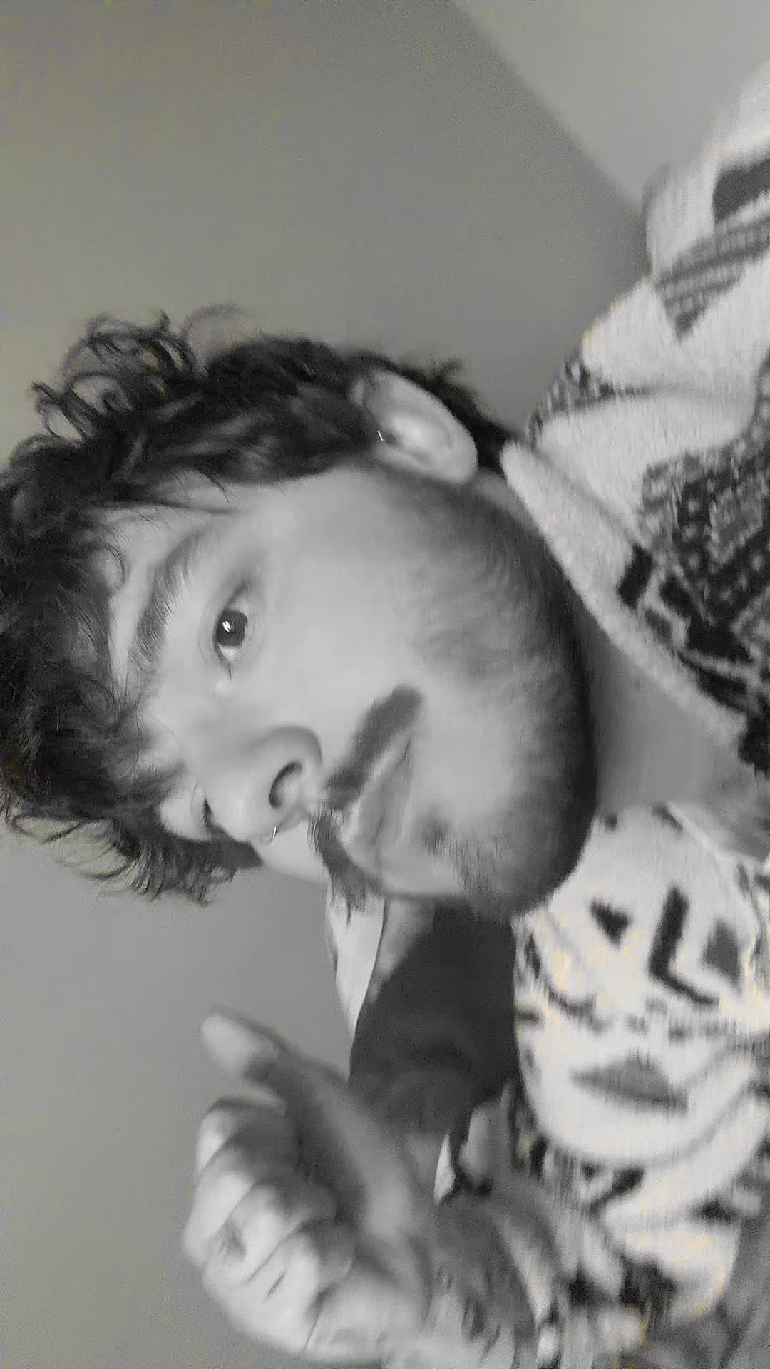 @Sobreviviente_