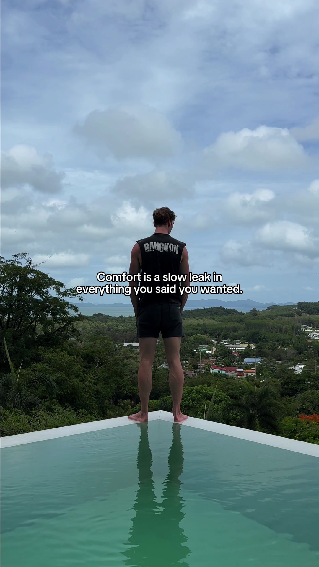 @Wozy