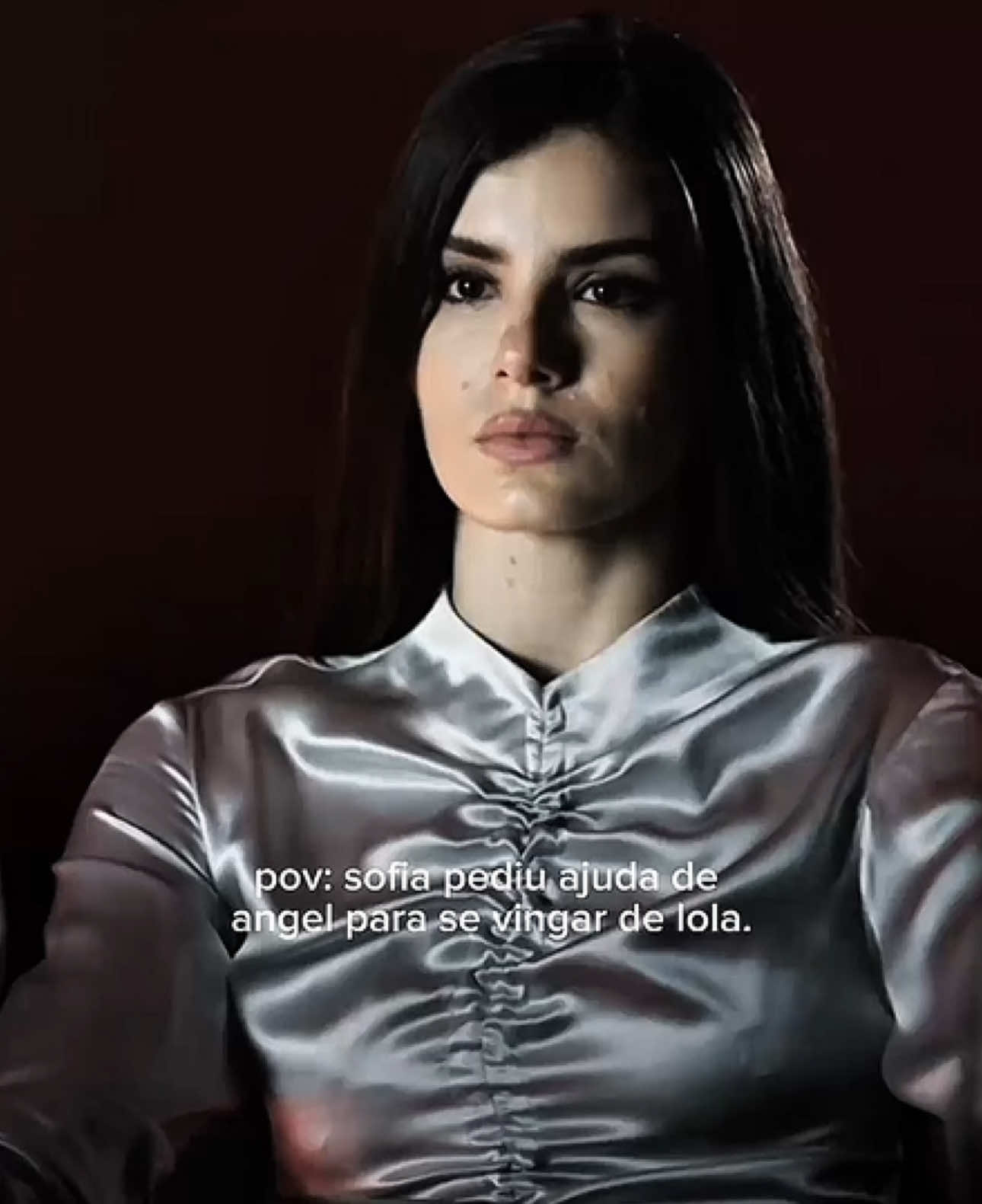 @Camila Queiroz