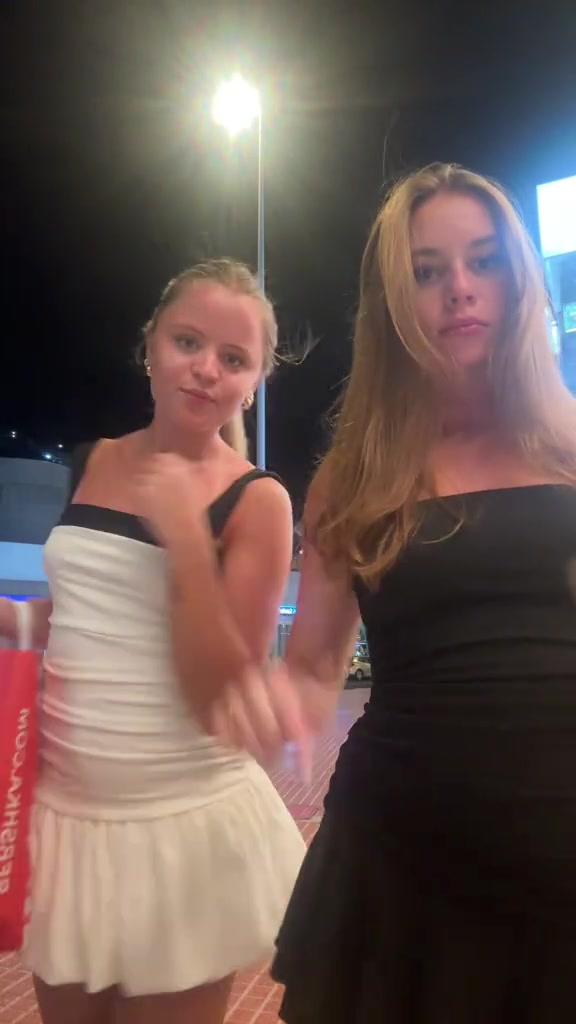 @annikenlois