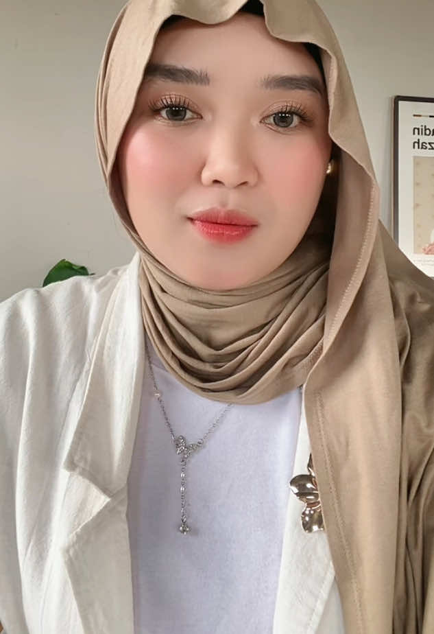 @almahyrasfana