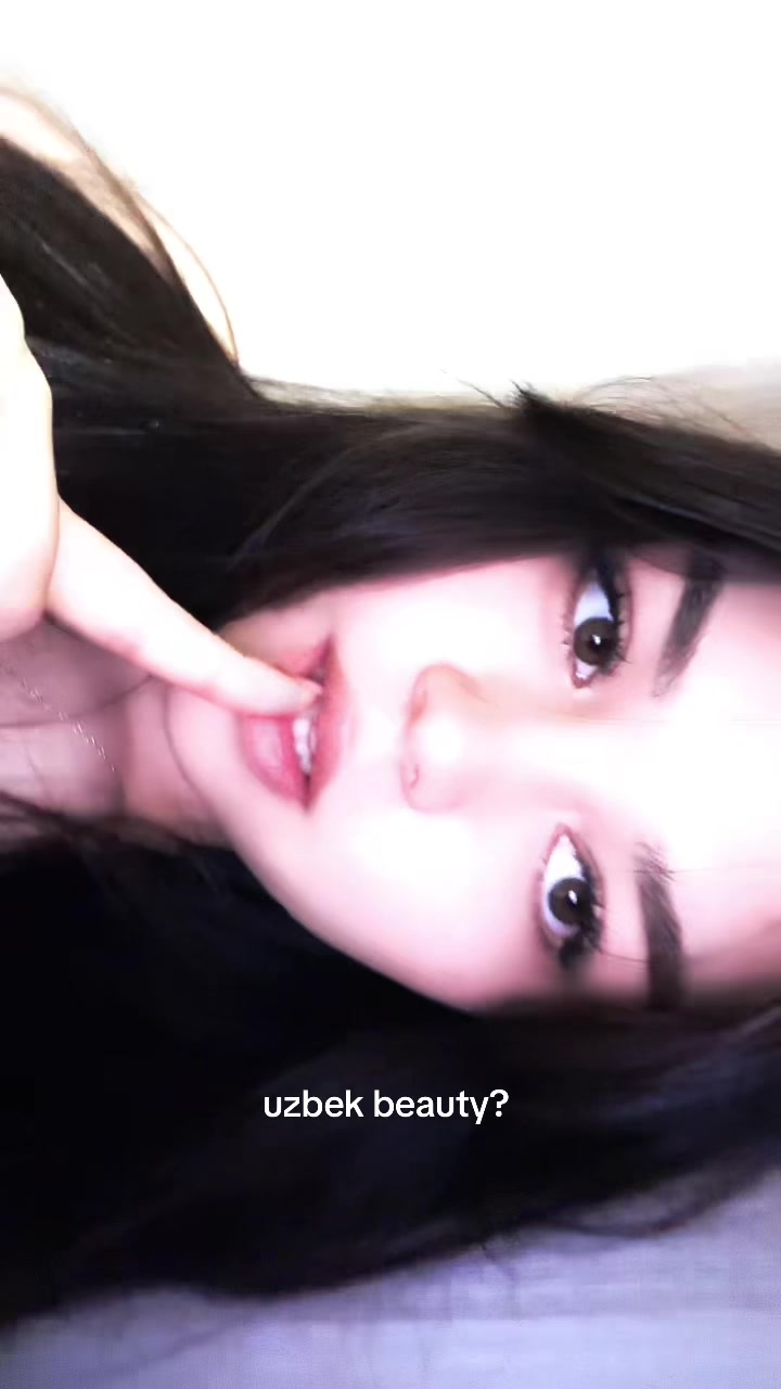 @🇺🇿 Mokhinur 🦦