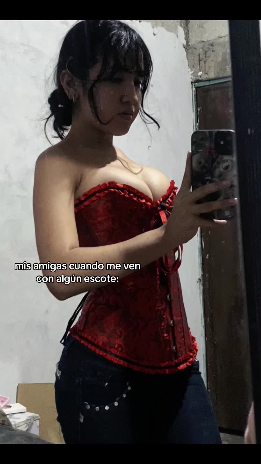 @reyeesG