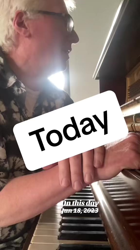 @PEI Sunsets & Old School Piano