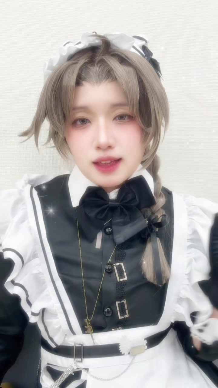 @𝖆𝖑𝖎𝖈𝖊🎩🐰🎀