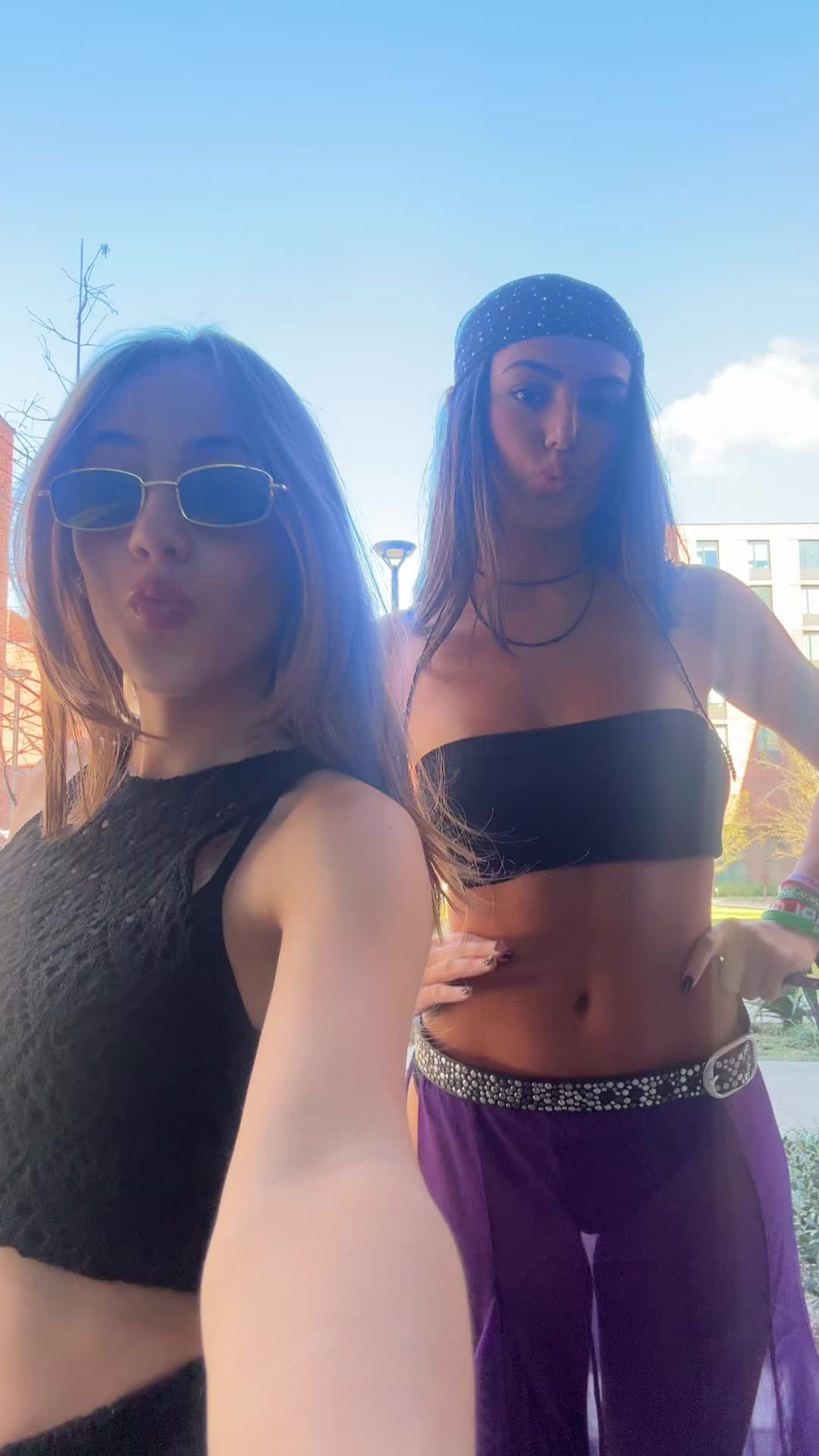 @Sofiaamaro