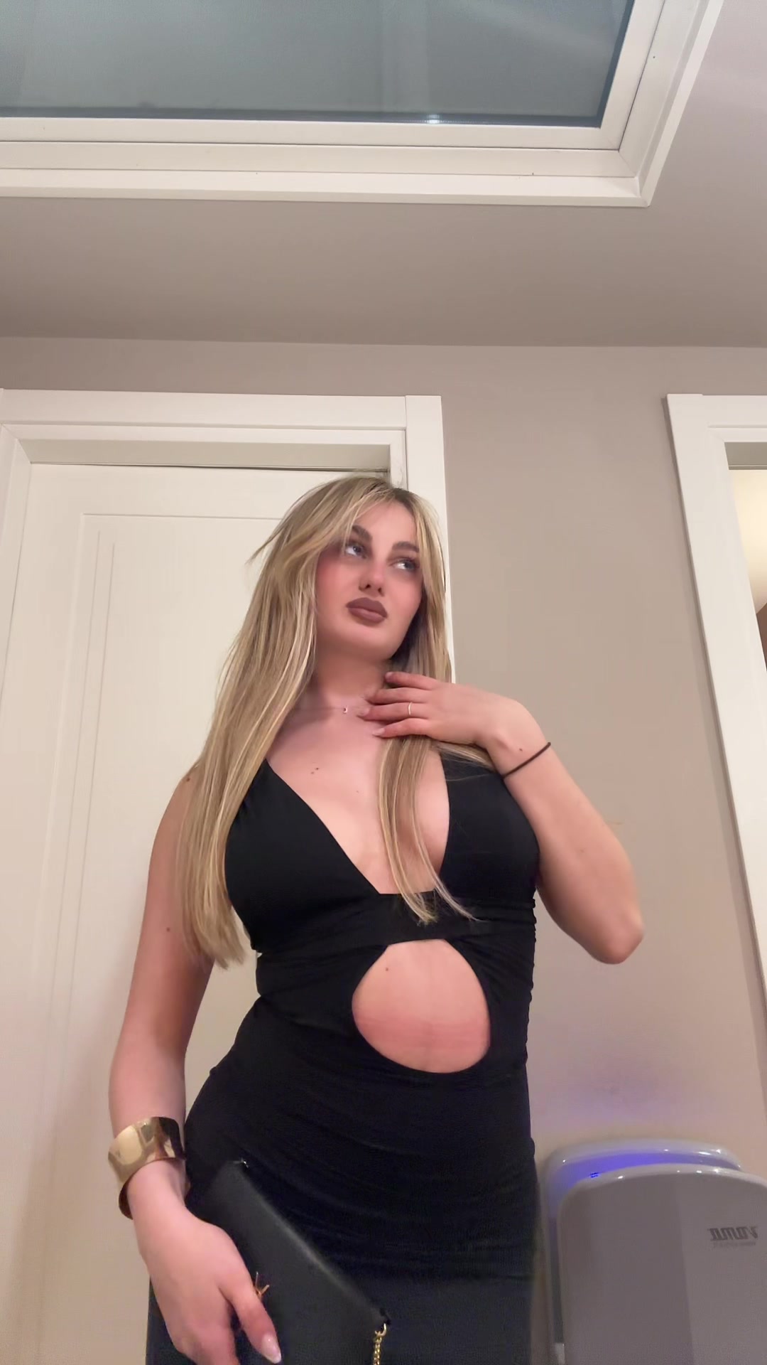 @anna