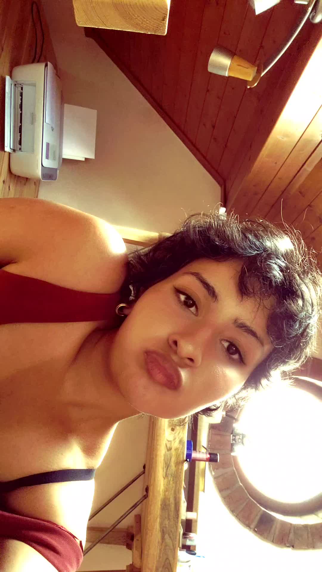 @💫
