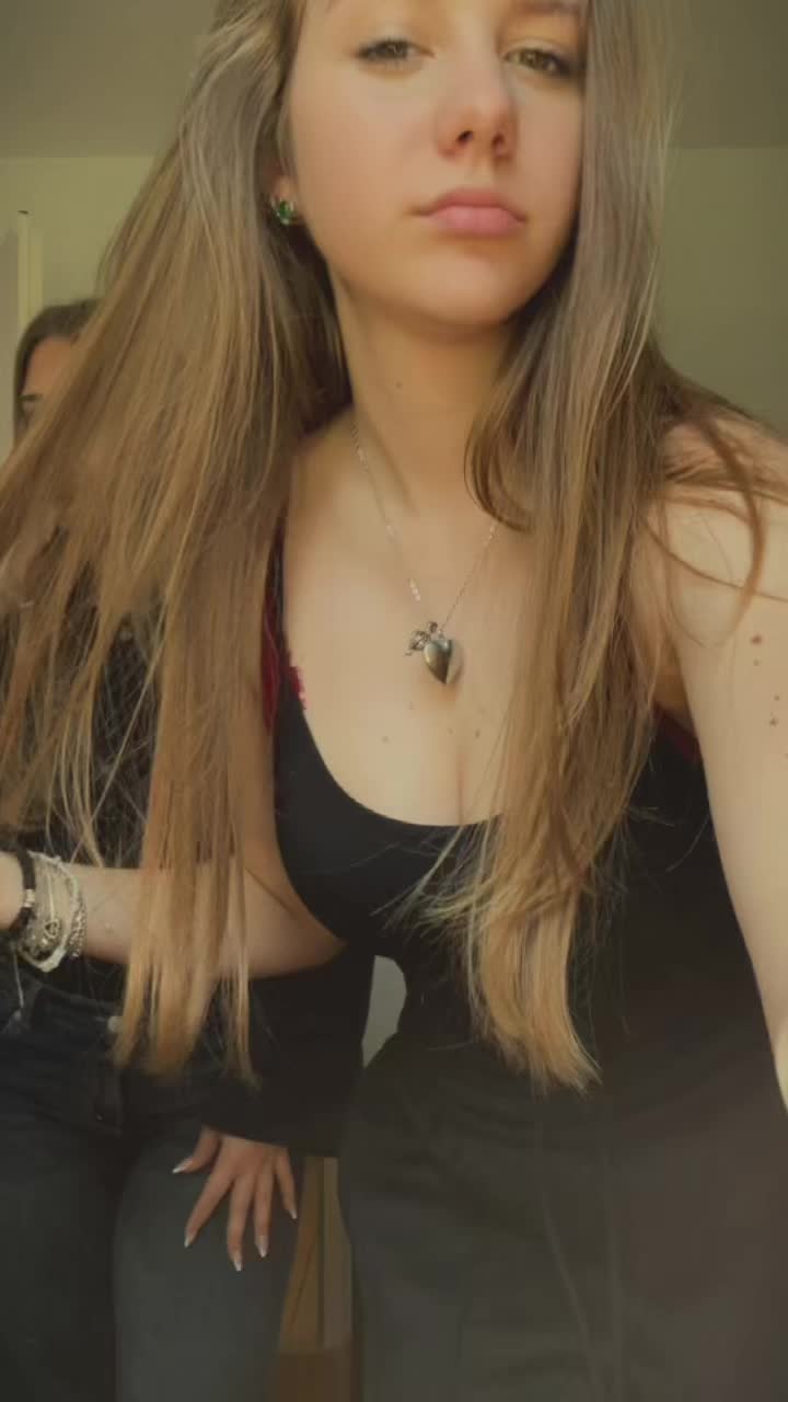 @Ланааа