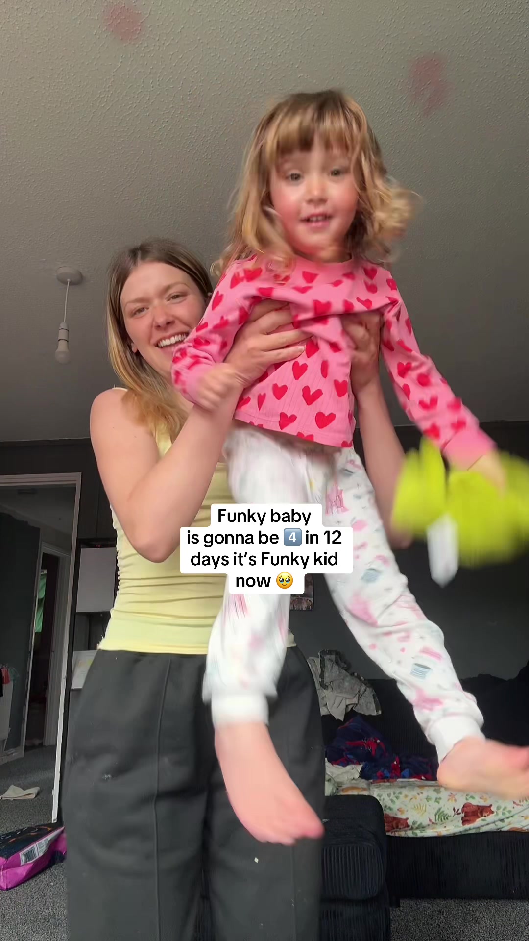 @Mumlifewithchlo