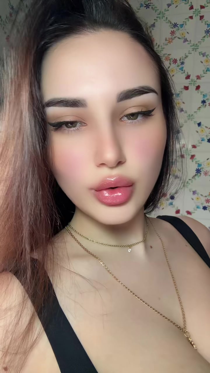 @Natalia Locoman