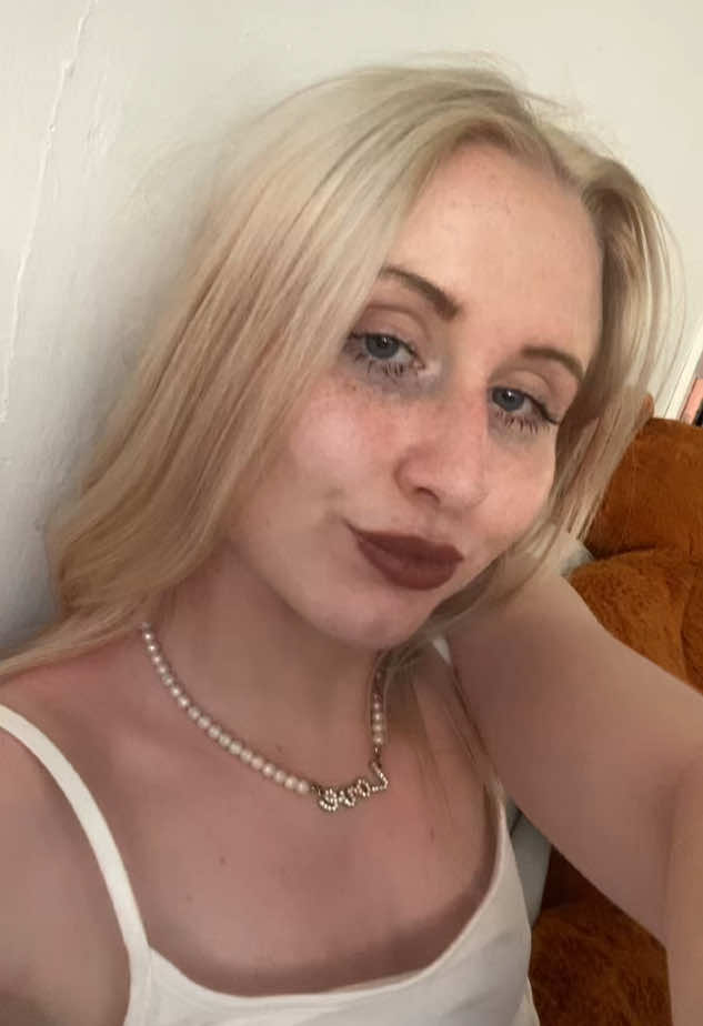@adelka164
