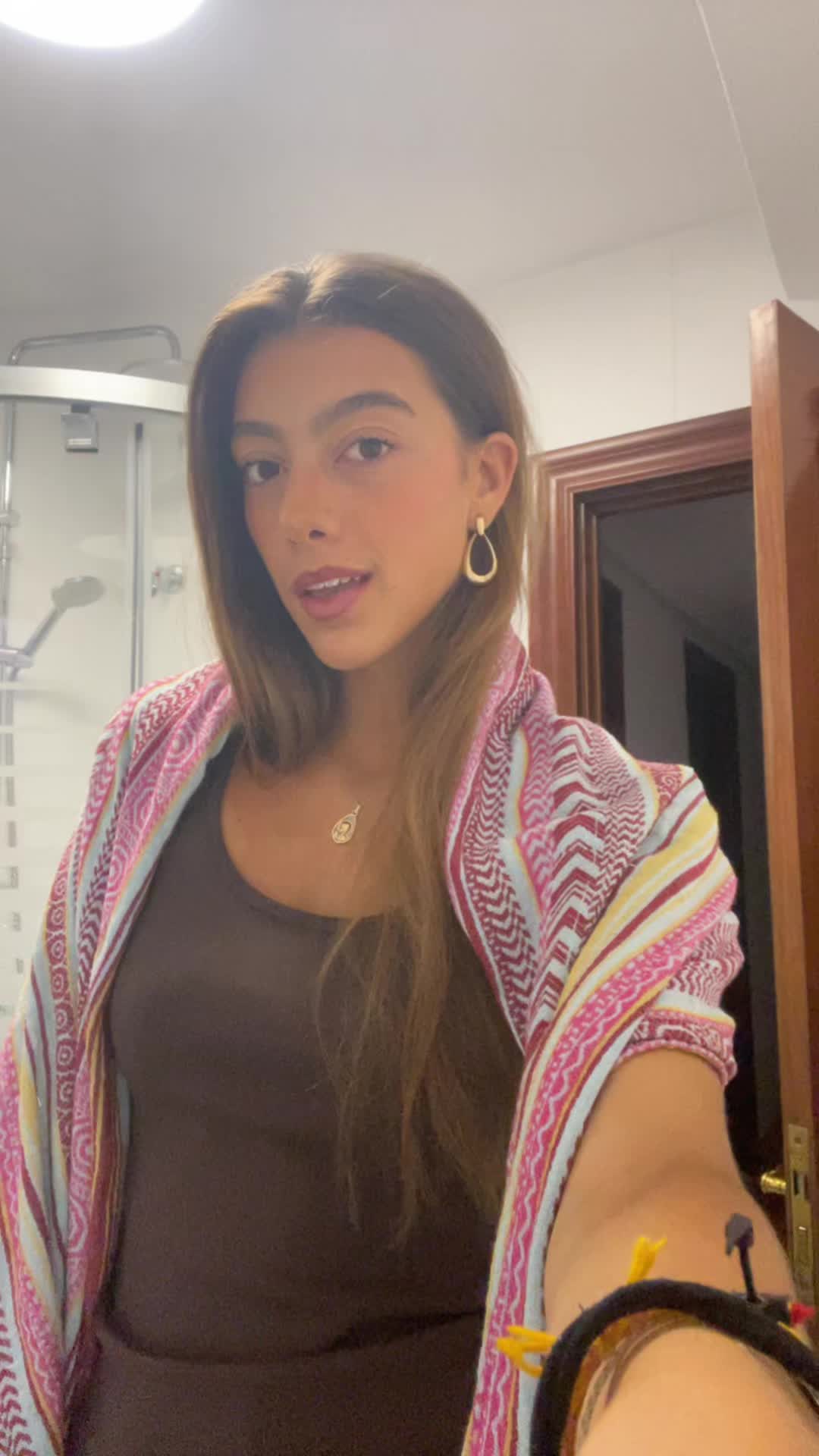 @canndela__