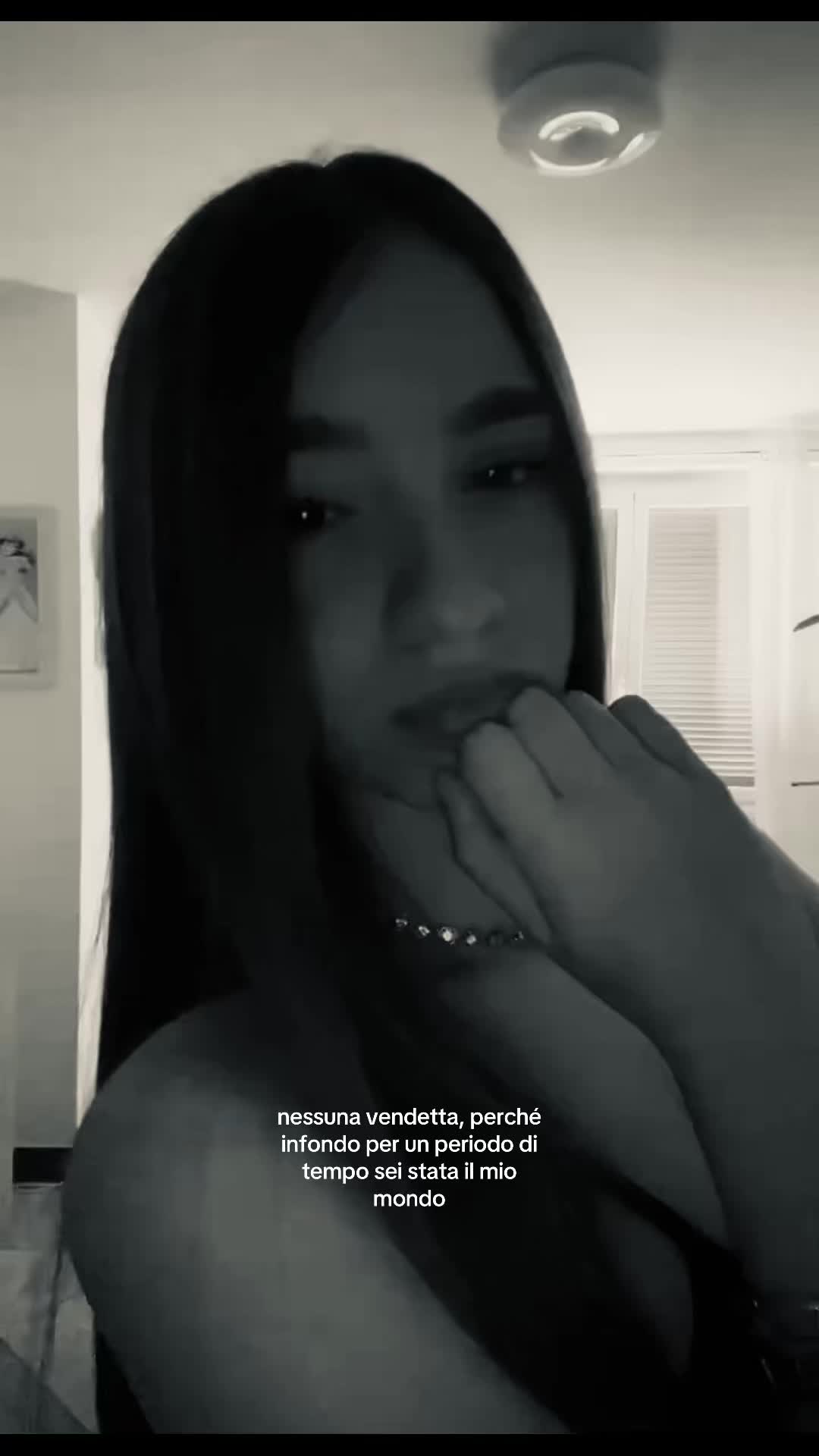 @𝒶🌑